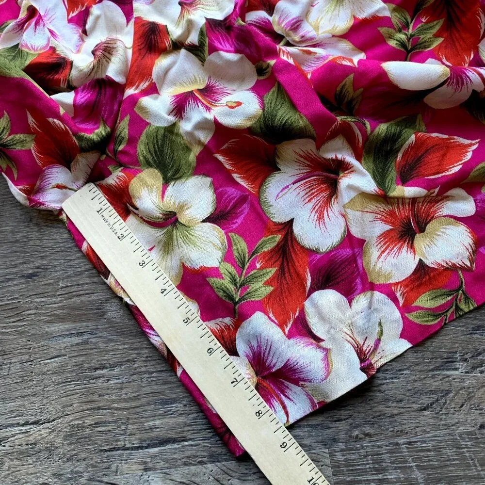 Vintage Leslie Fay‎ Womens Shorts High Waist Tropical Hawaiian Lightweight Pink